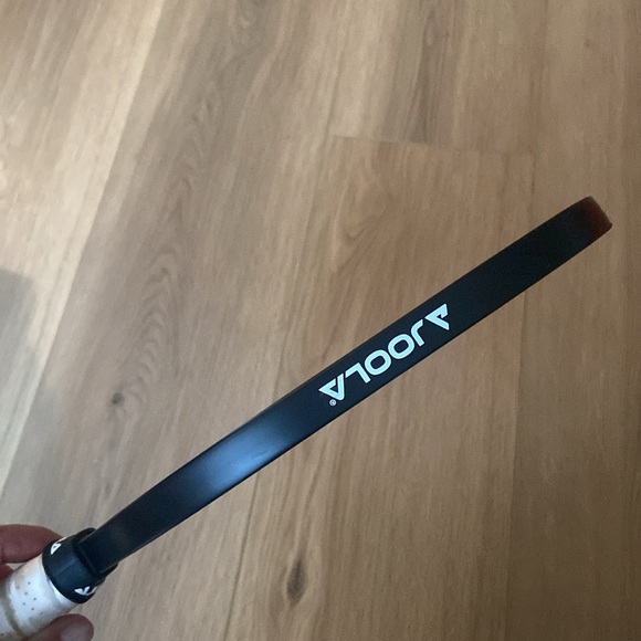 Joola Pickleball Paddle - Picture 6 of 9